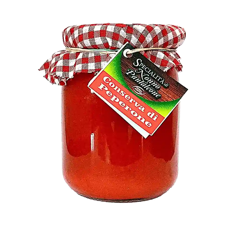 Conserva di peperone 450 g - Dettagli del prodotto La conserva di peperone di Nonno Pantaleone è realizzata utilizzando solo peperoni freschi e selezionati accuratamente per garantire l’eccellente qualità del prodotto, dal sapore irresistibile.Da usare semplicemente spalmata su qualche crostino sfizioso per accompagnare un aperitivo, perfetta da abbinare ai formaggi freschi, alle carni e ai pesci alla griglia, oppure da usare per insaporire il sugo di pomodoro o per condire un piatto di pasta se non hai ta