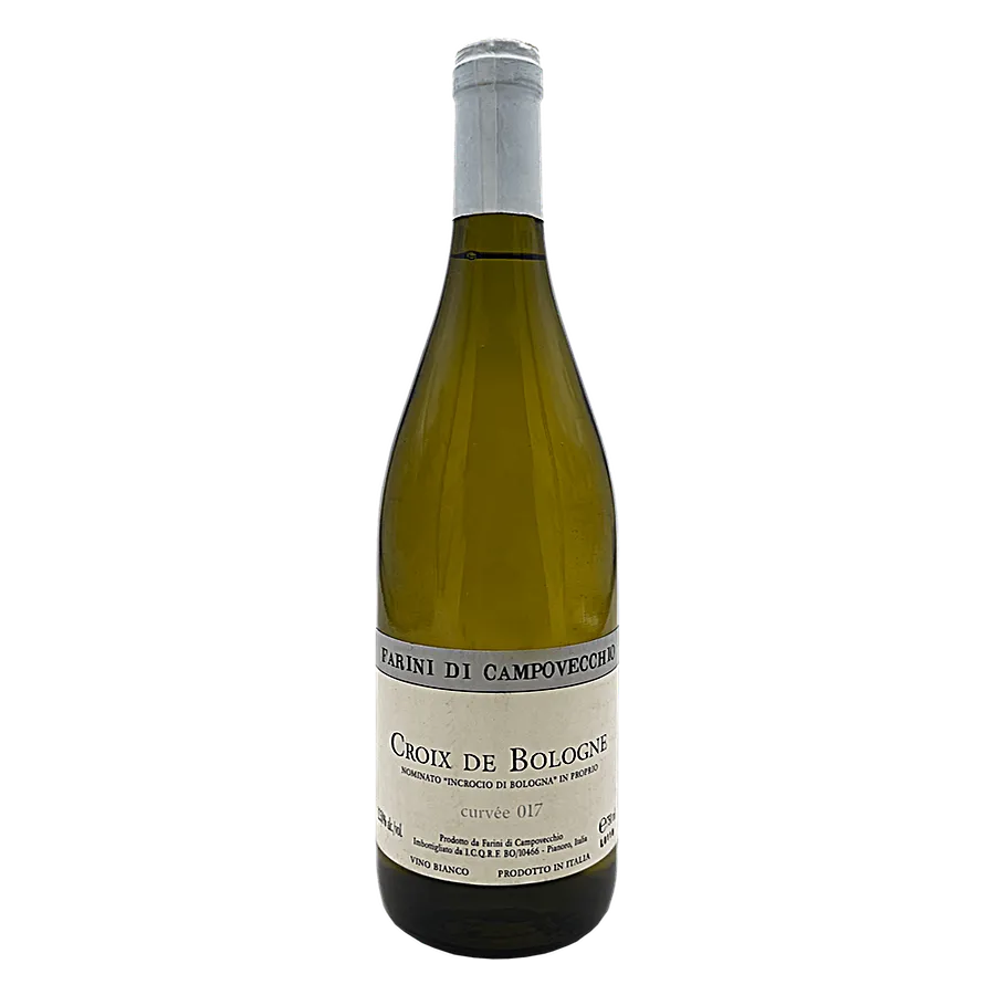 Croix De Bologne Bianco 2017 - Una sfida stimolante. Gli opposti del vino che in questo millennio si attraggono e, nostro parere, si esaltano. Acidità e dolcezza, struttura e leggerezza, vitigno locale e francese. Grado alcolico e leggerezza, molto più semplicemente lordine del caos. Noi troviamo sempre qualcosa di inaspettato in questo vino Crediamoche sia la strada giusta. Sauvignon 70%Incrocio Manzoni 30% Vendemmia: Manuale in cassette inizio SettembreFermentazione: In acciaio a fredado.Affinamento: 18