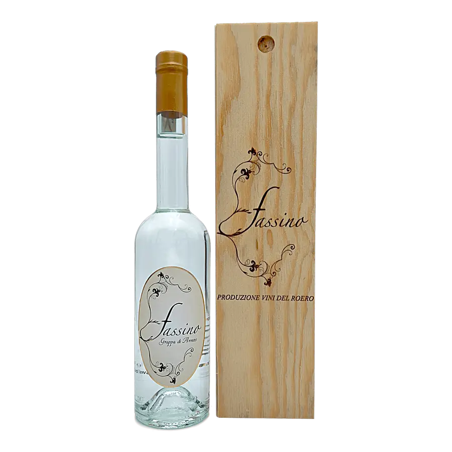 La Grappa Di Arneis with wooden case