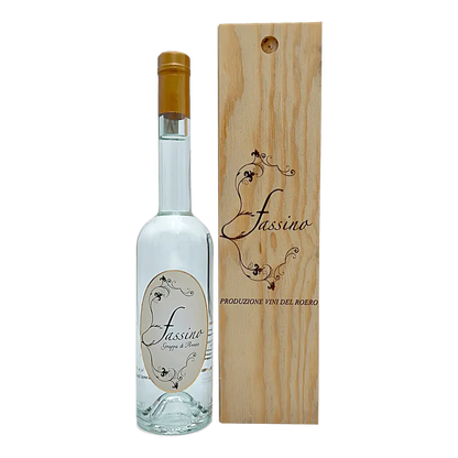 La Grappa Di Arneis with wooden case