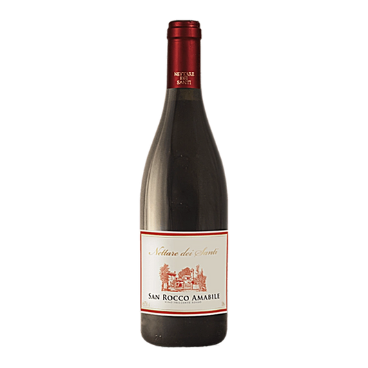 San Rocco Amabile - Classificazione: Vino rosso amabile – frizzante Uvaggio:barbera 40%, croatina 40%, altre uve rosse 20%sistema di allevamento: guyot Vinificazione:Raggiunta una buona maturazione le uve vengono raccolte manualmente in piccole ceste, portate con carri vendemmia alla cantina dove vengono diraspate. la classica e tradizionale fermentazione in rosso avviene in serbatoi da 130 hl. il pigiato fermenta per 5-6 giorni ad una temperatura di 26-28° . mirati rimontagli mettono a contatto le bucce c